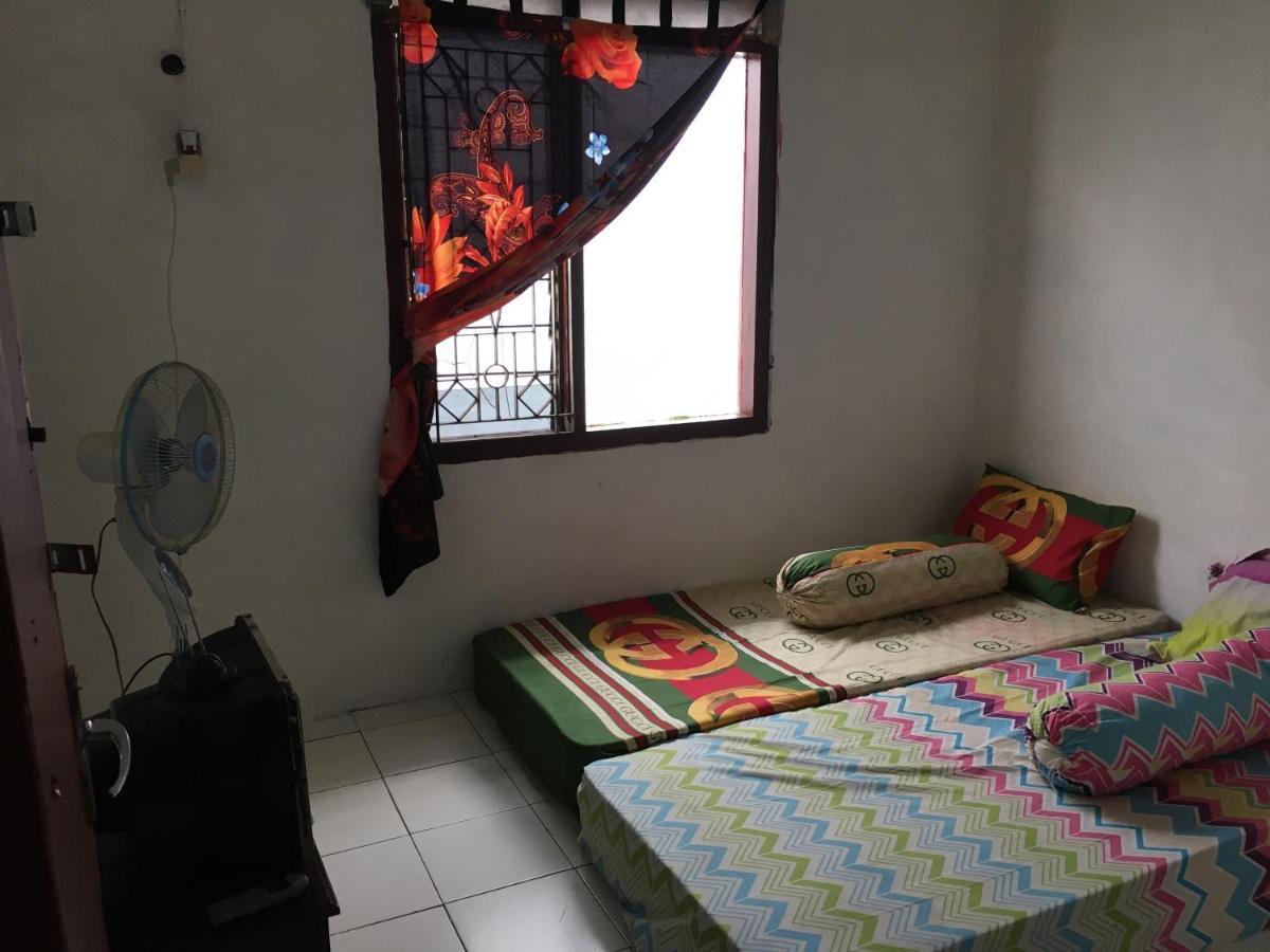 Tambak Bayan Guesthouse Kejayan Экстерьер фото