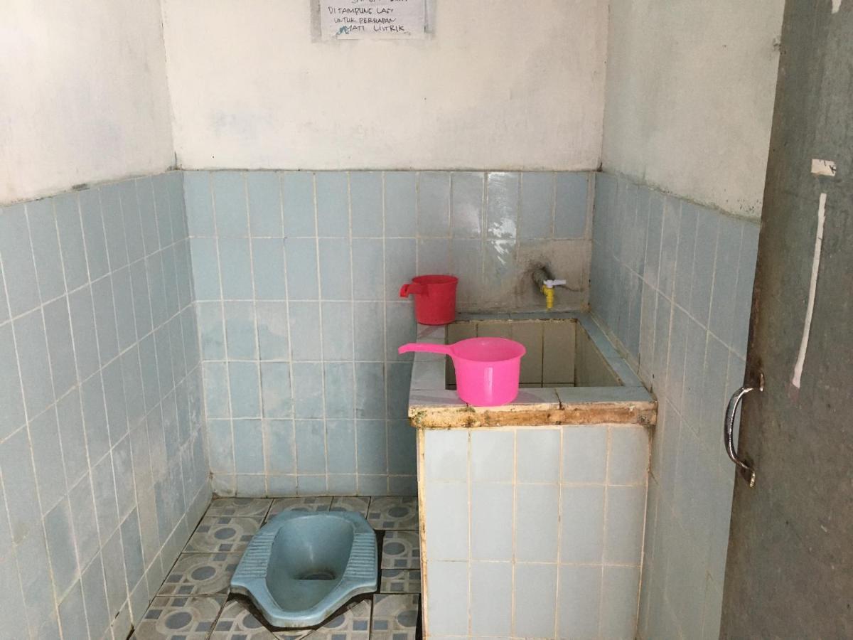 Tambak Bayan Guesthouse Kejayan Экстерьер фото